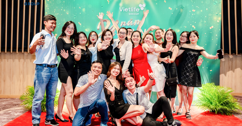 Những hình ảnh ấn tượng trong lễ kỉ niệm 21 năm thành lập Vietlife Group