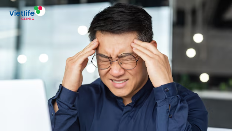 đau đầu đột ngột